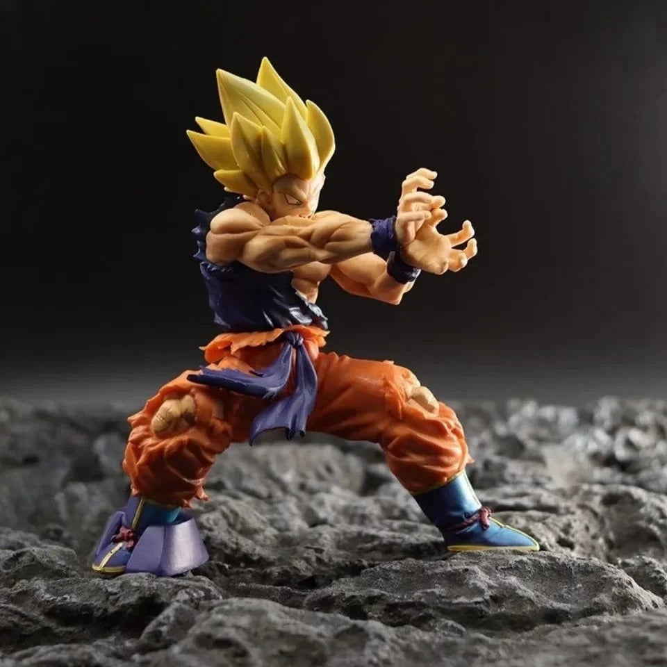 15cm Anime Style Saiyan Warrior Action Figure Battle Pose PVC Collectible Model Toy Decoration Gift UK